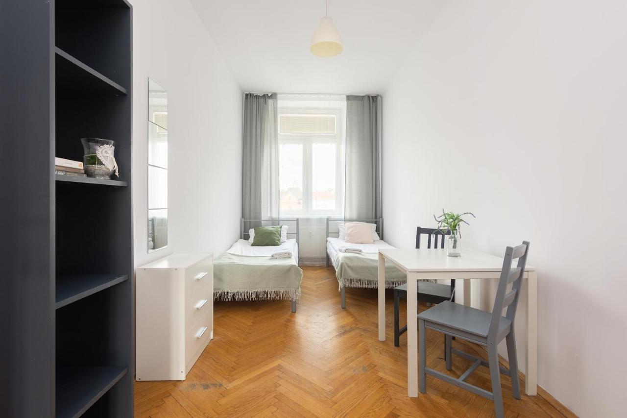 Rooms Nearto Main Square Krakow Luaran gambar