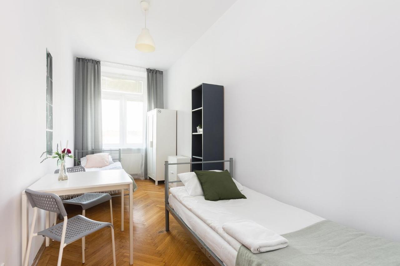 Rooms Nearto Main Square Krakow Luaran gambar