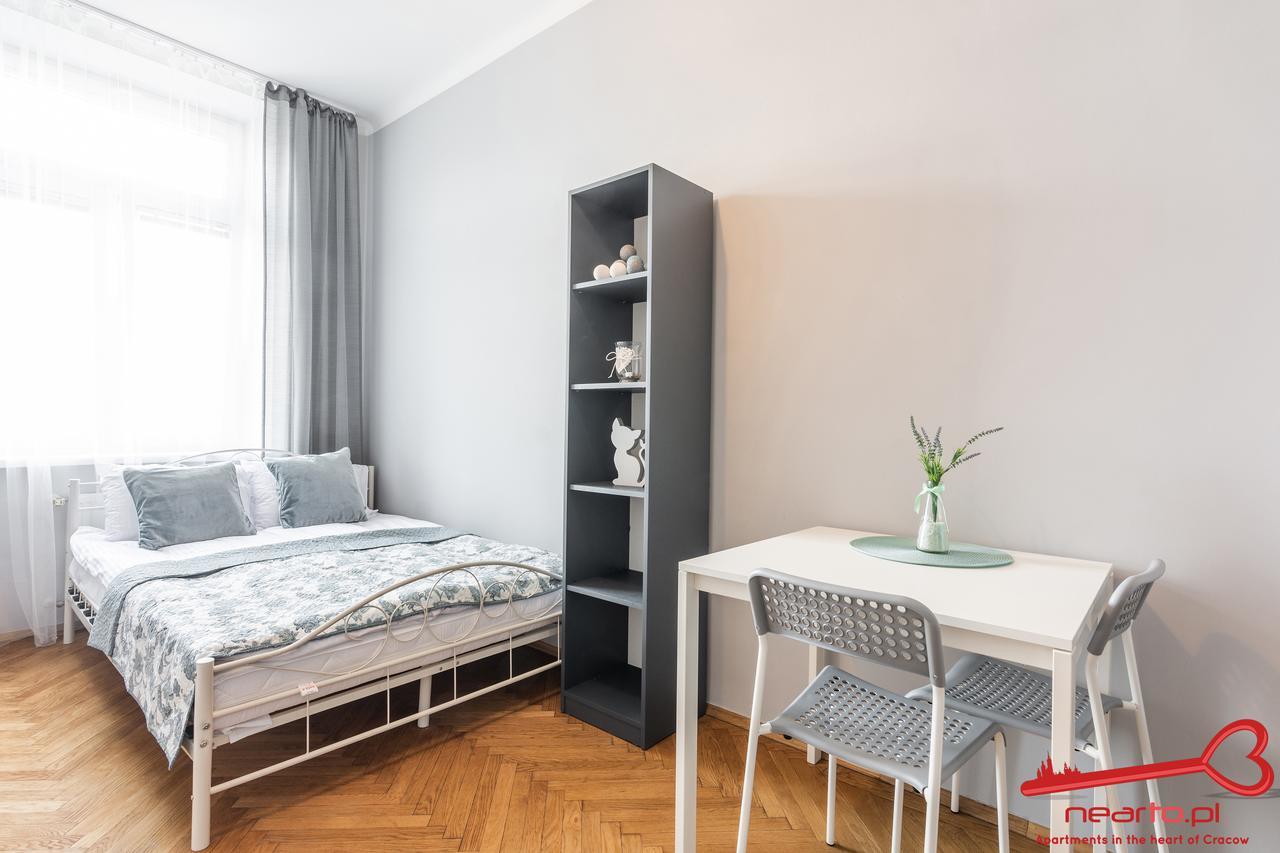 Rooms Nearto Main Square Krakow Luaran gambar